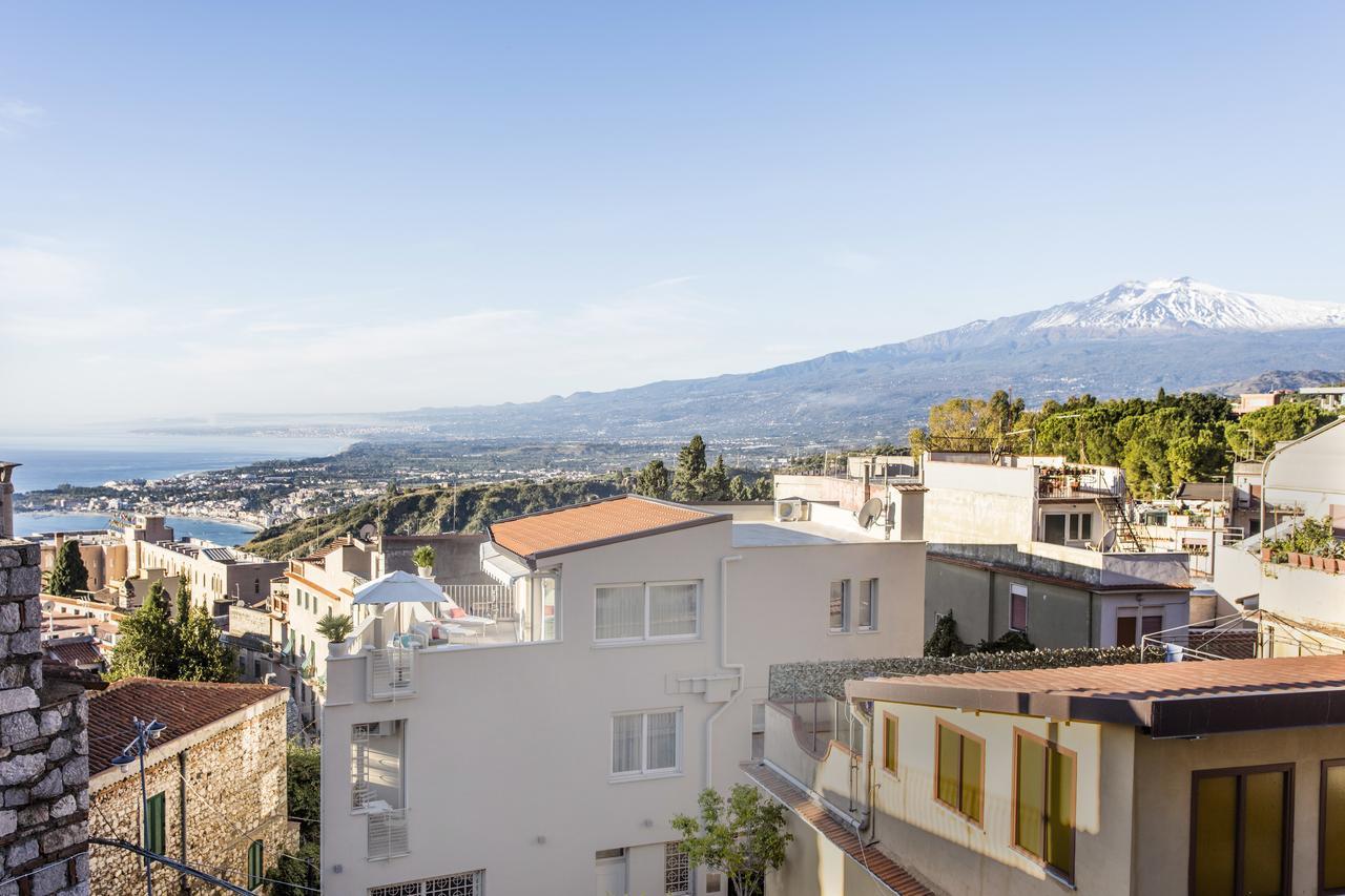 Aparthotel La Malandrina Taormina Exterior foto